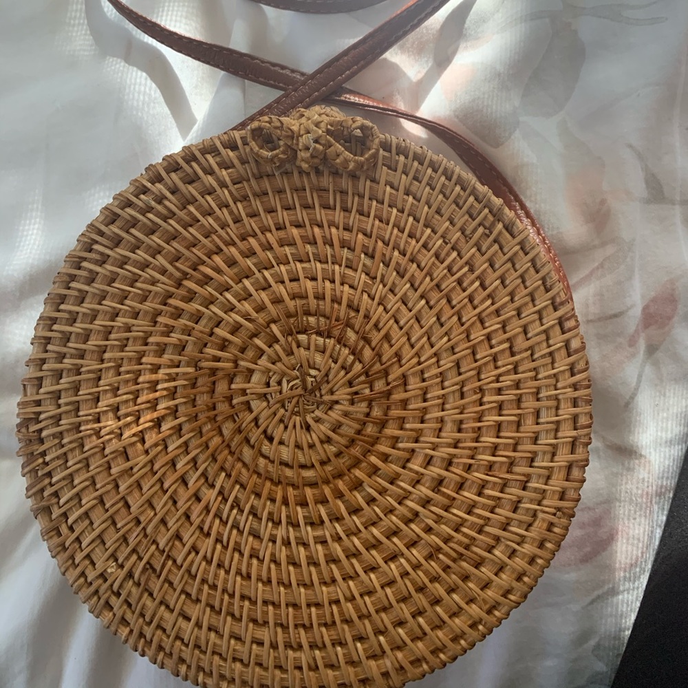 Cute woven basket crossbody